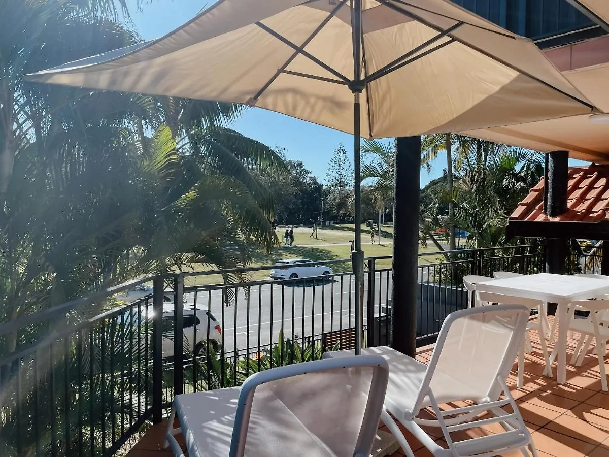 Sea Breeze On Main Beach Aparthotel Byron Bay 3*,  Australia