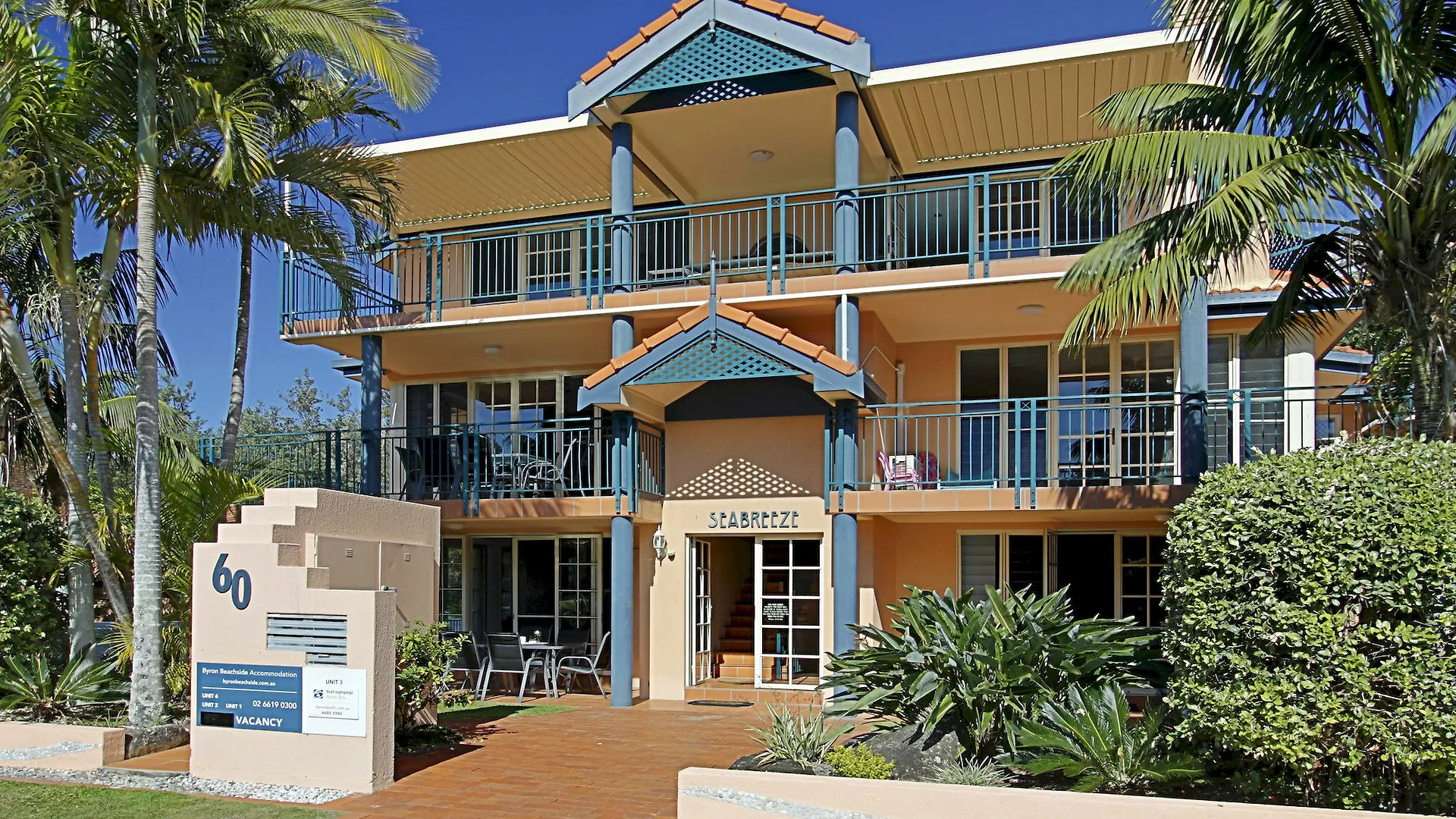 Sea Breeze On Main Beach Aparthotel Byron Bay 3*,  Australia